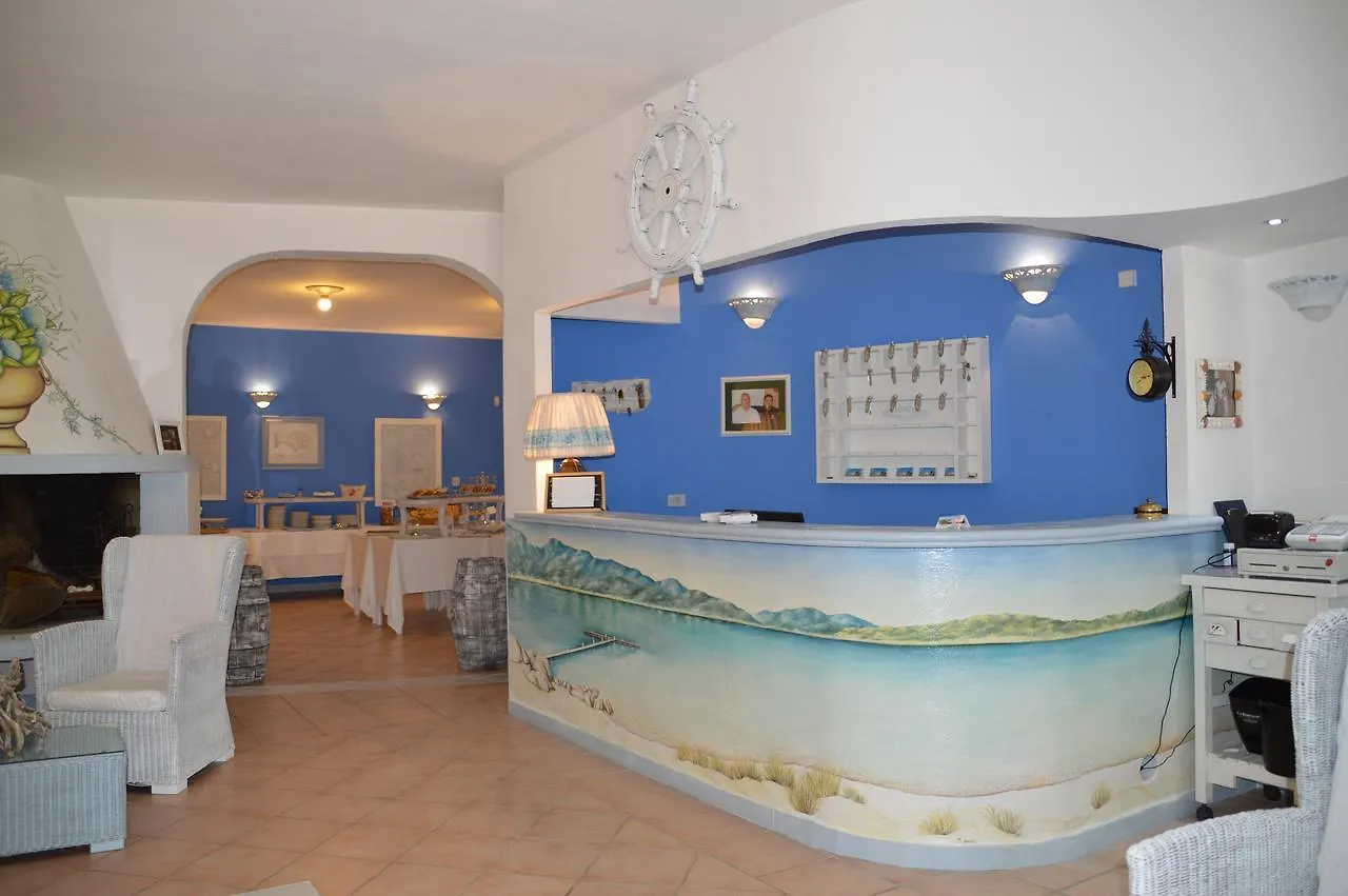 Hotel Il Timone Cugnana 3*,  Italien